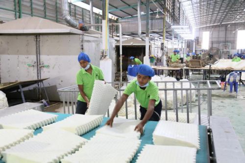 探访素莱泰Sulatex乳胶寝具工厂 源自泰国的黄金液体,融合北方金属制品的匠心工艺